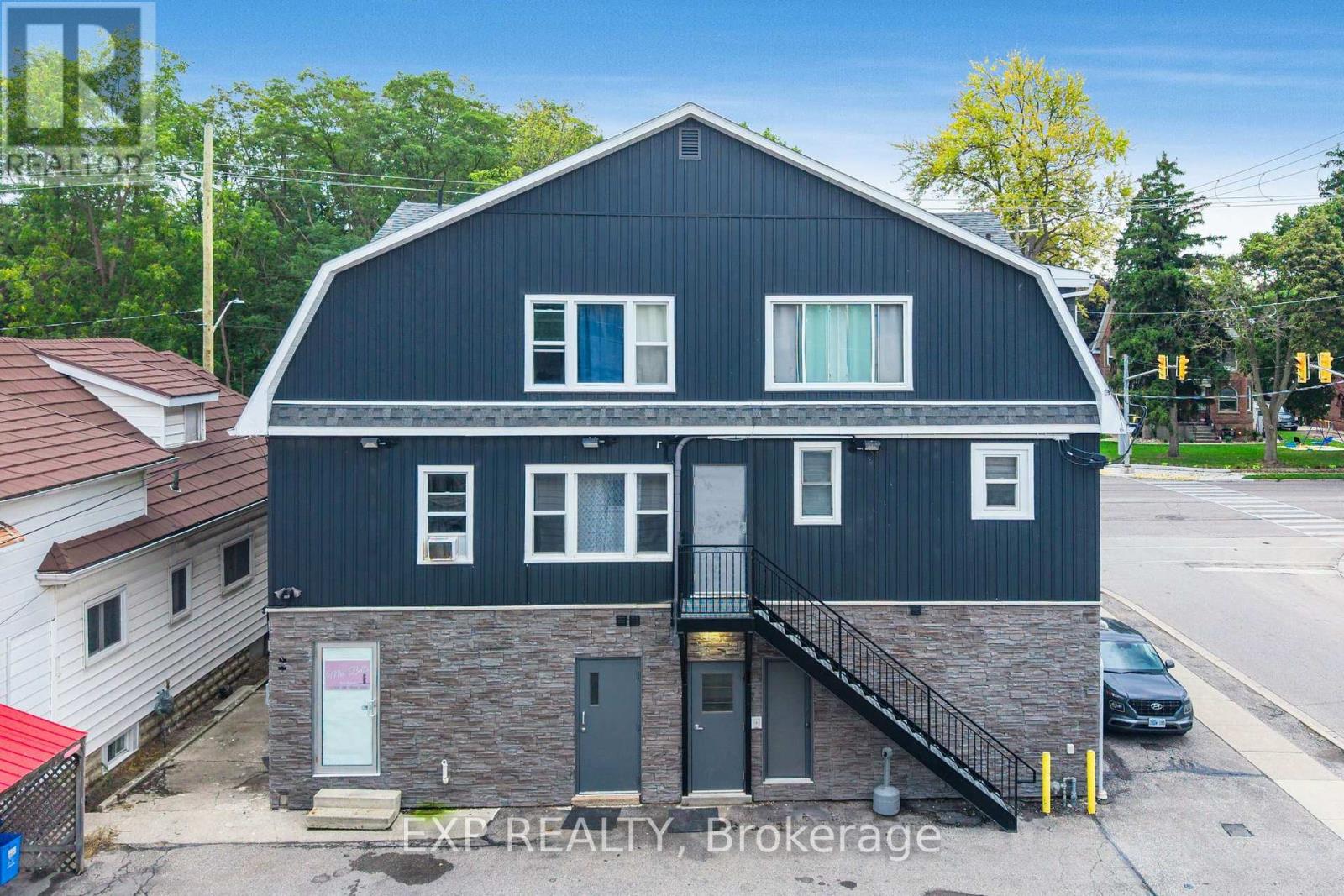 241 Grand Avenue E Property Photo 32