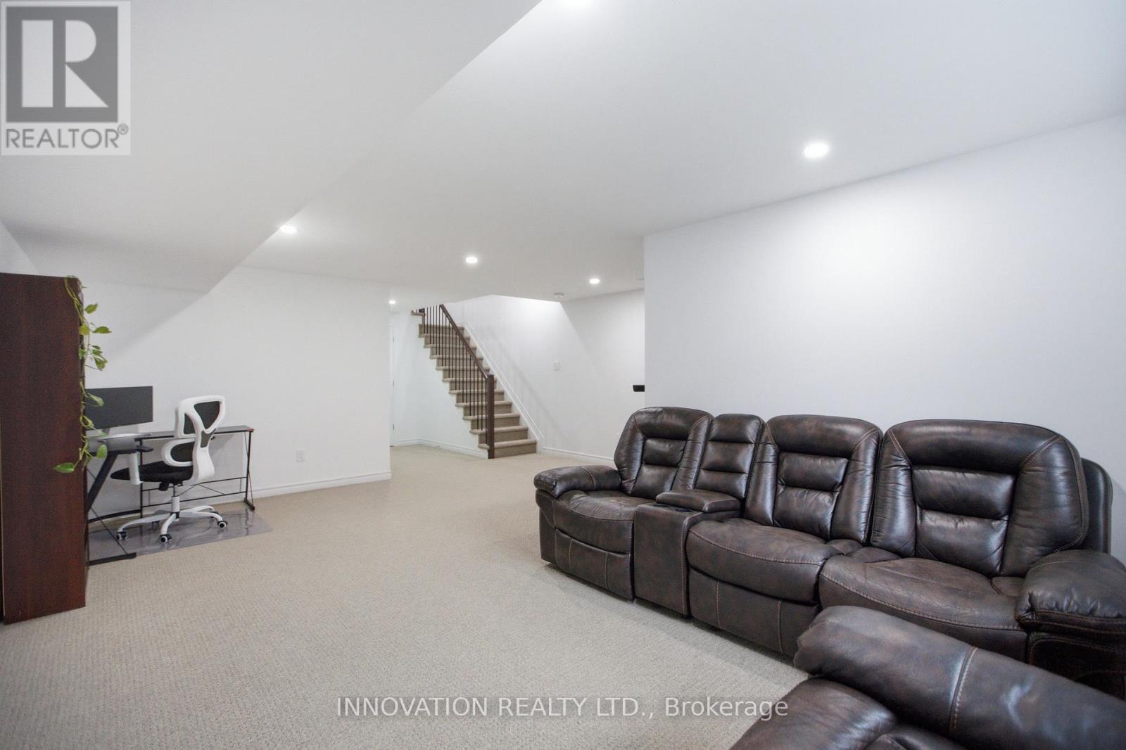 39 Hermes Avenue Property Photo 30