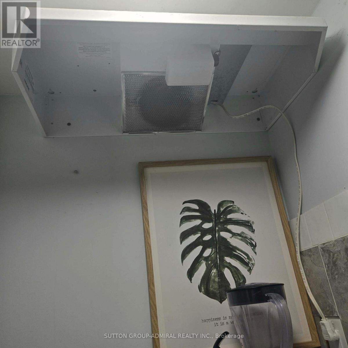 1648 Laing Street Property Photo 24