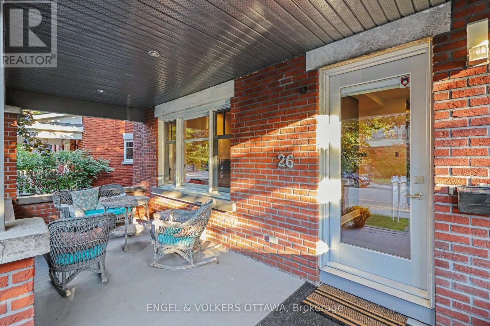 26 Melgund Avenue Property Photo 4