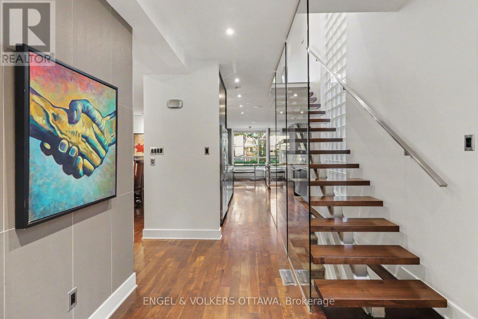26 Melgund Avenue Property Photo 5