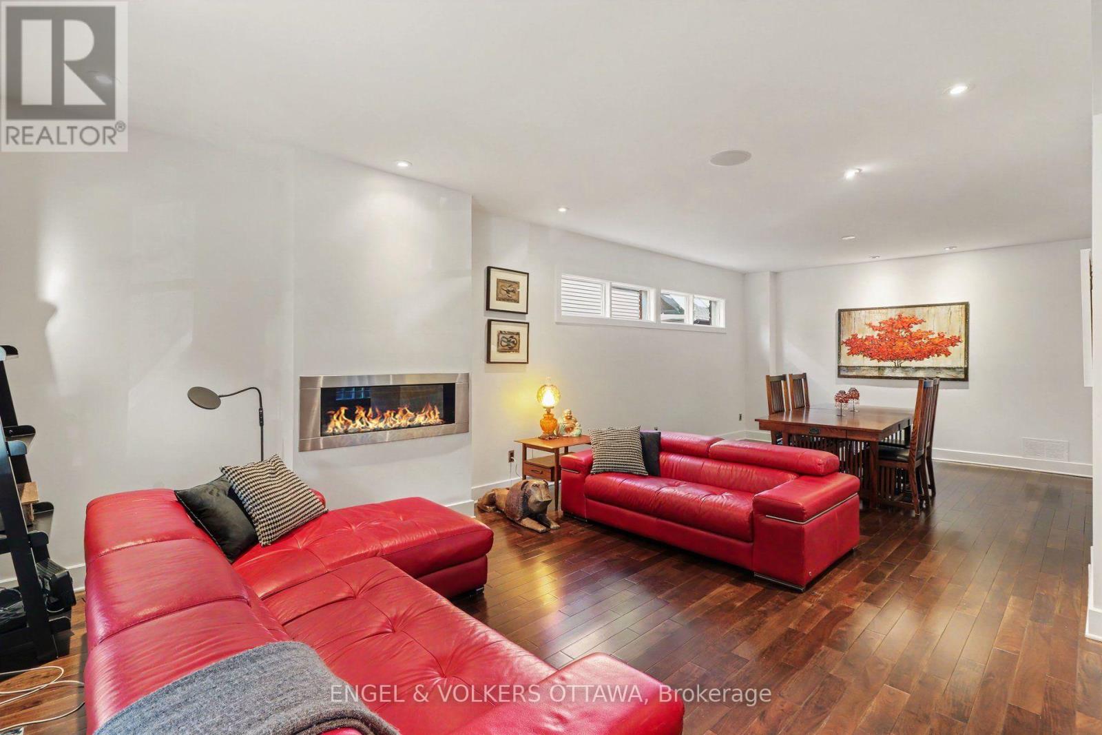 26 Melgund Avenue Property Photo 9