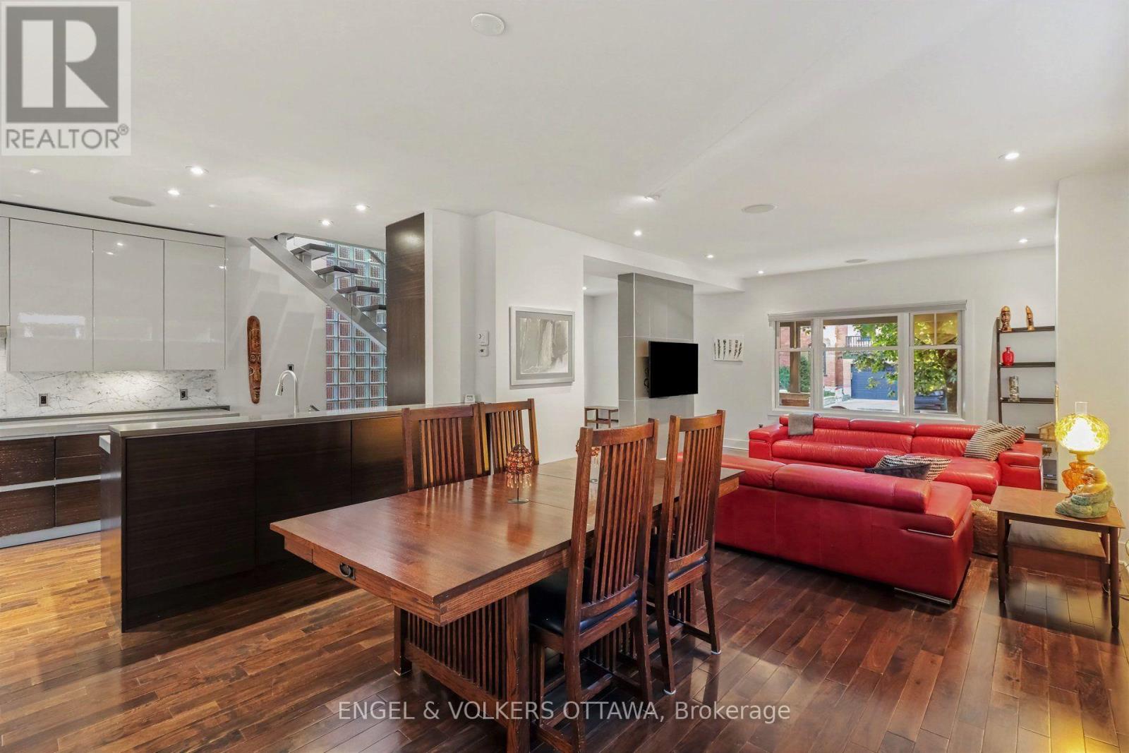 26 Melgund Avenue Property Photo 10