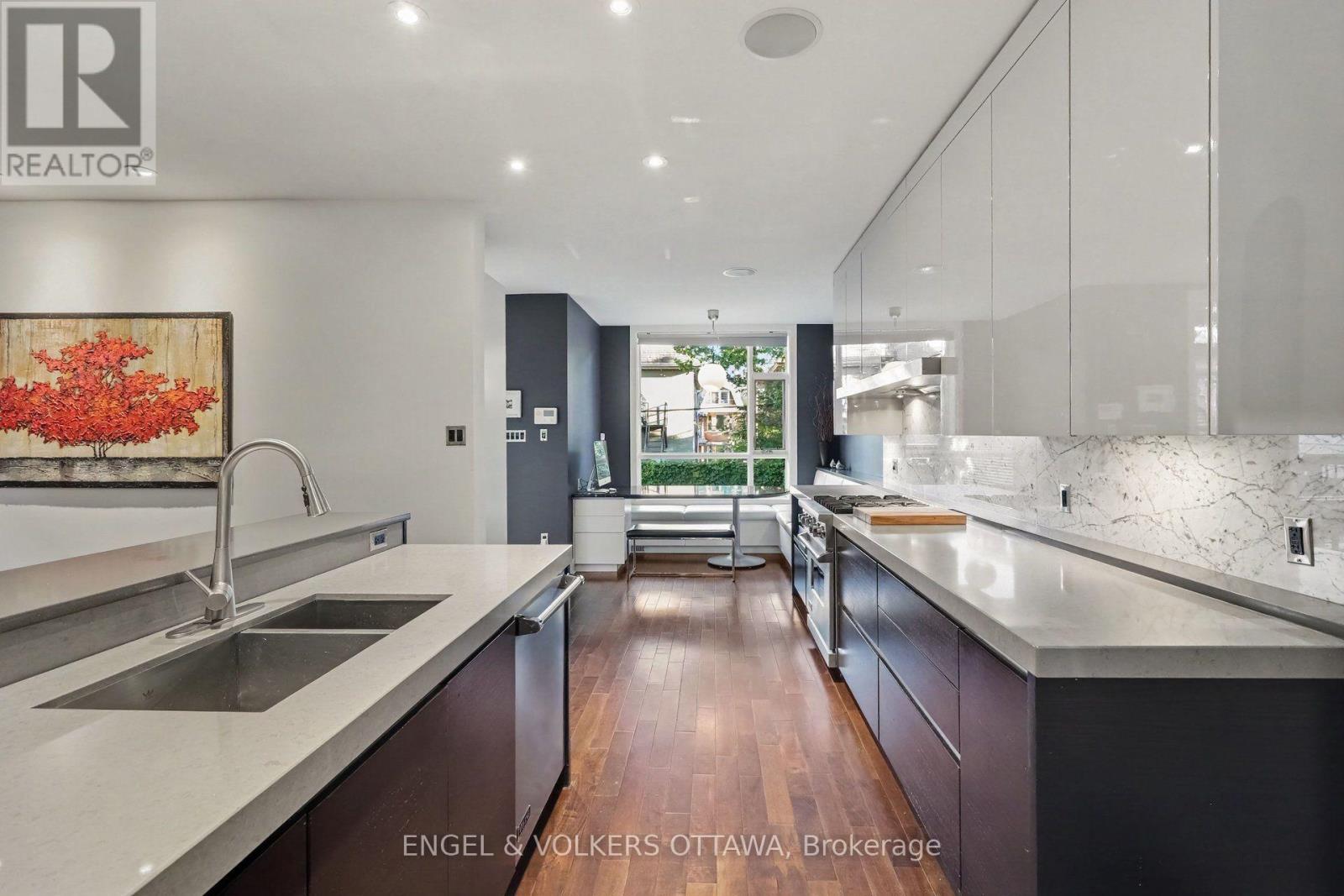 26 Melgund Avenue Property Photo 15