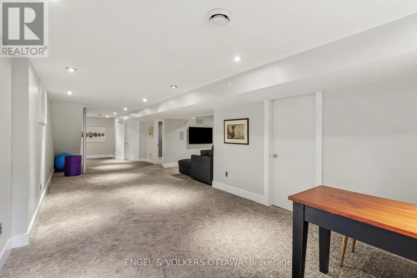 26 Melgund Avenue Property Photo 31