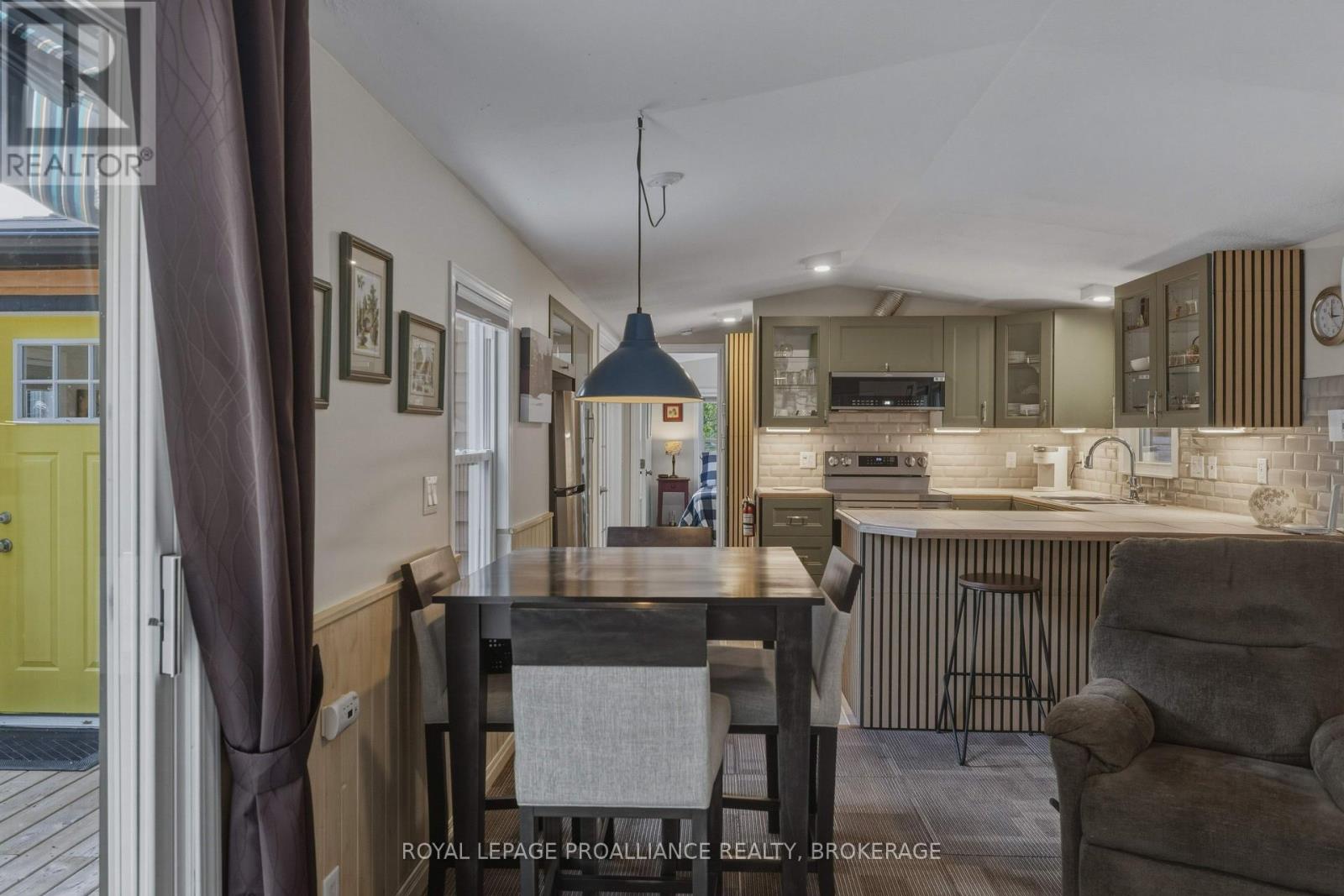 106 Old River Road Property Photo 19