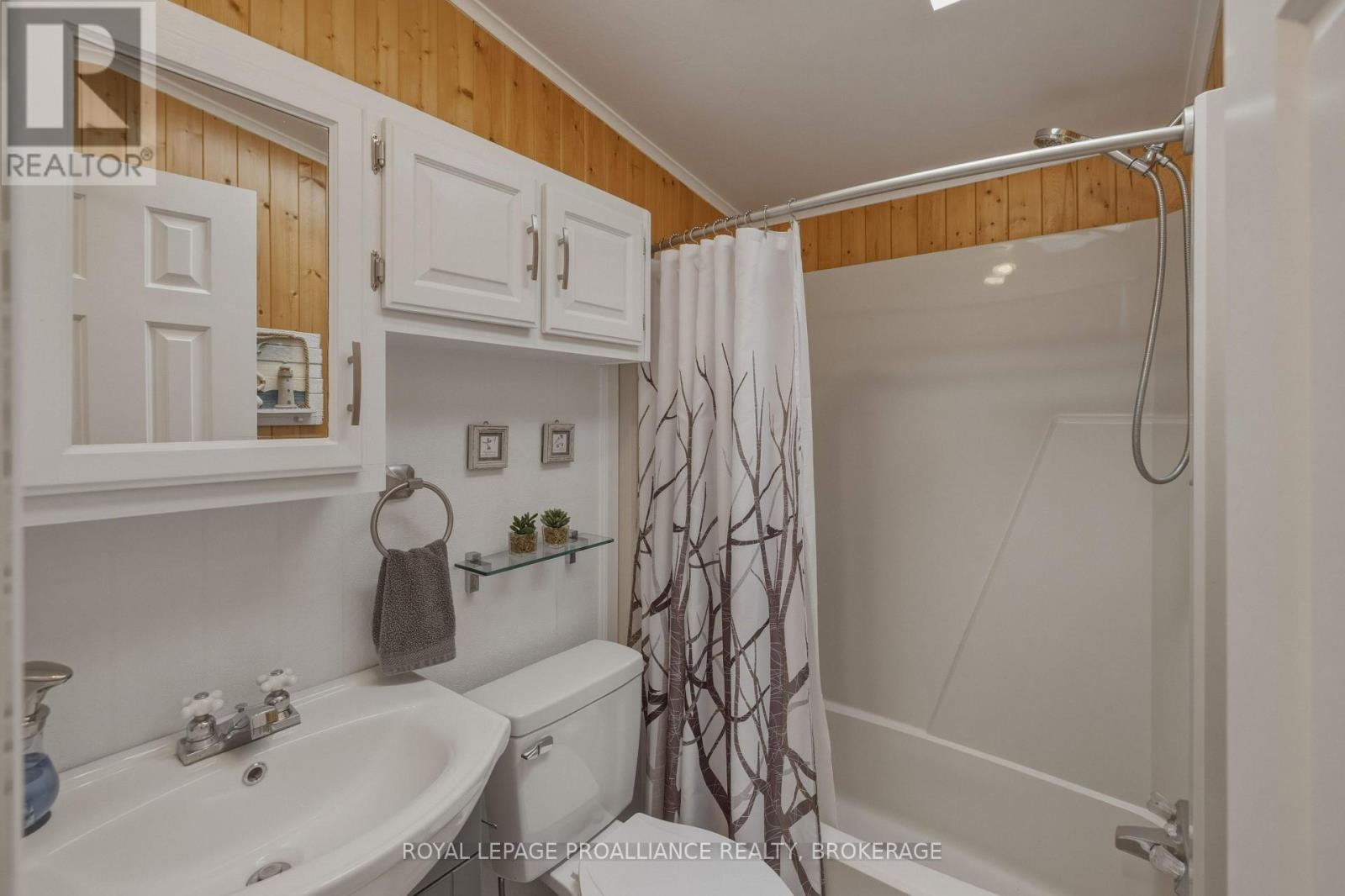 106 Old River Road Property Photo 21
