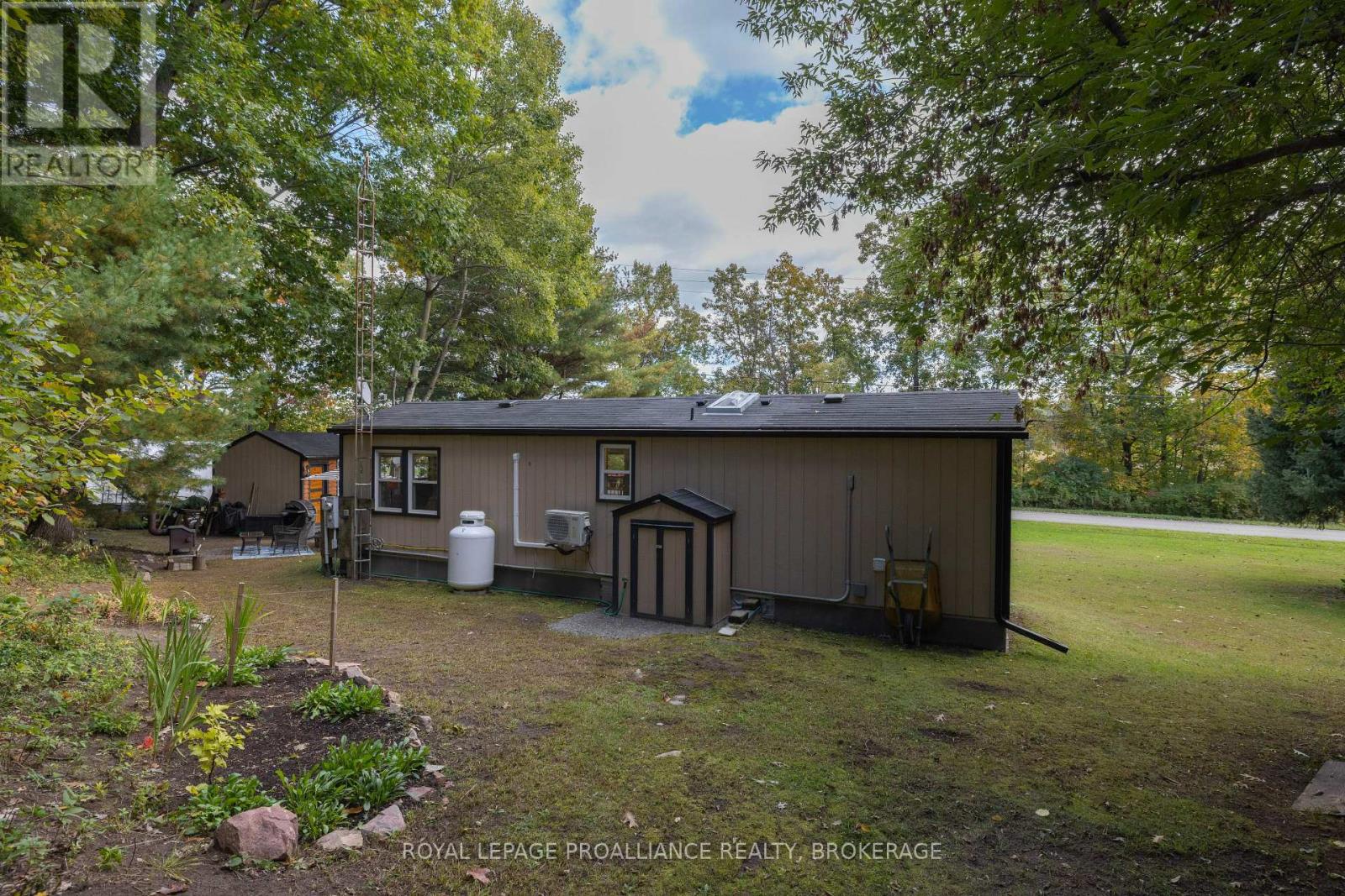 106 Old River Road Property Photo 32