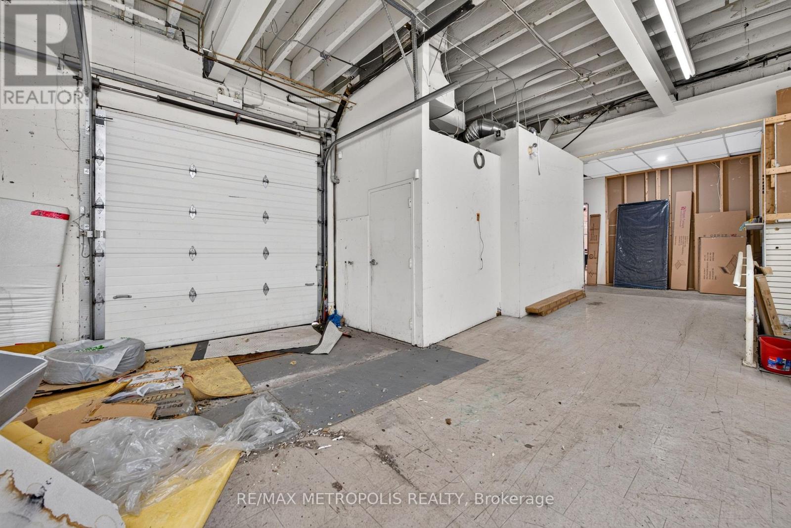 551 York Street Property Photo 7