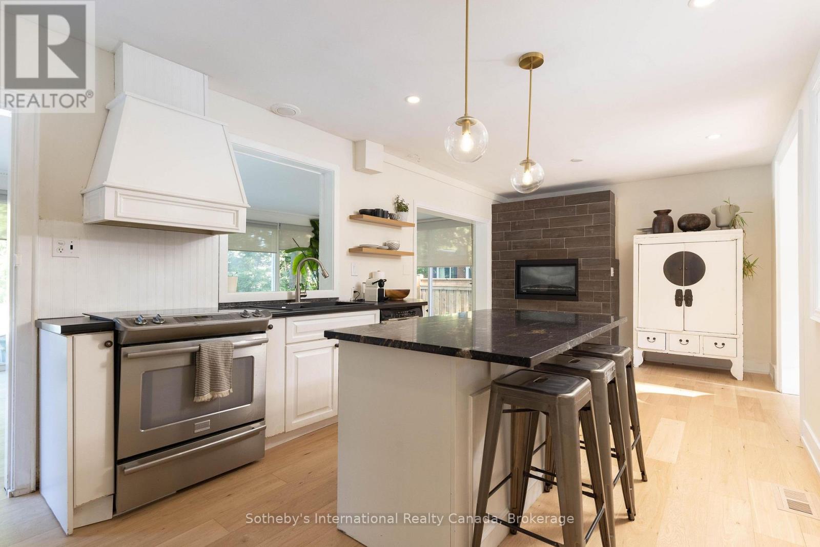 27 Arcade Crescent Property Photo 30