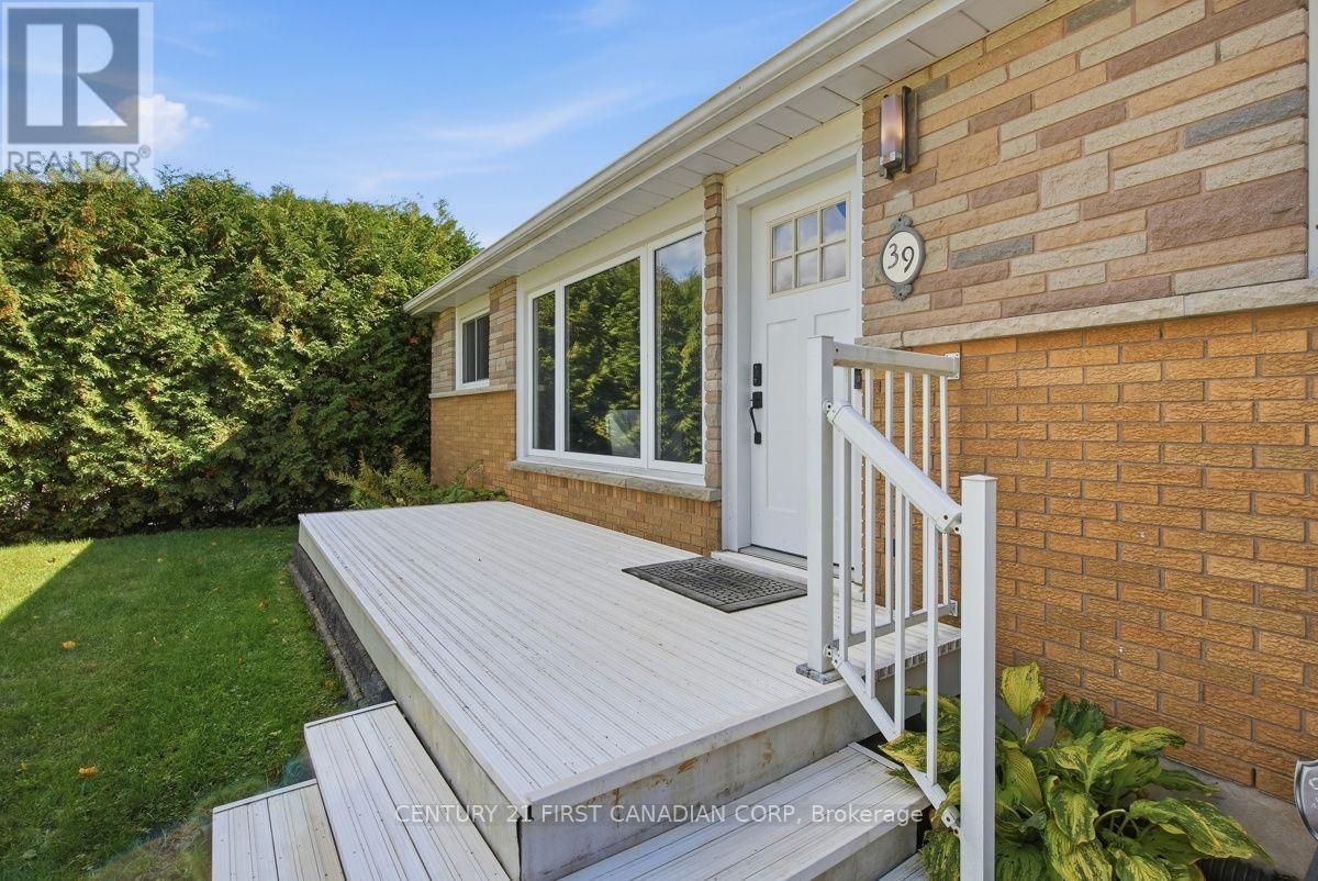 39 Dale Drive Property Photo 3