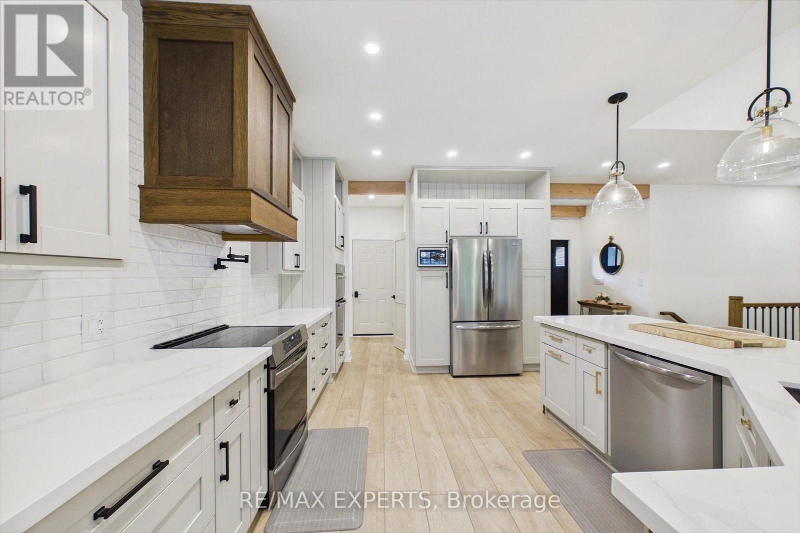 1072 Xavier Street Property Photo 10