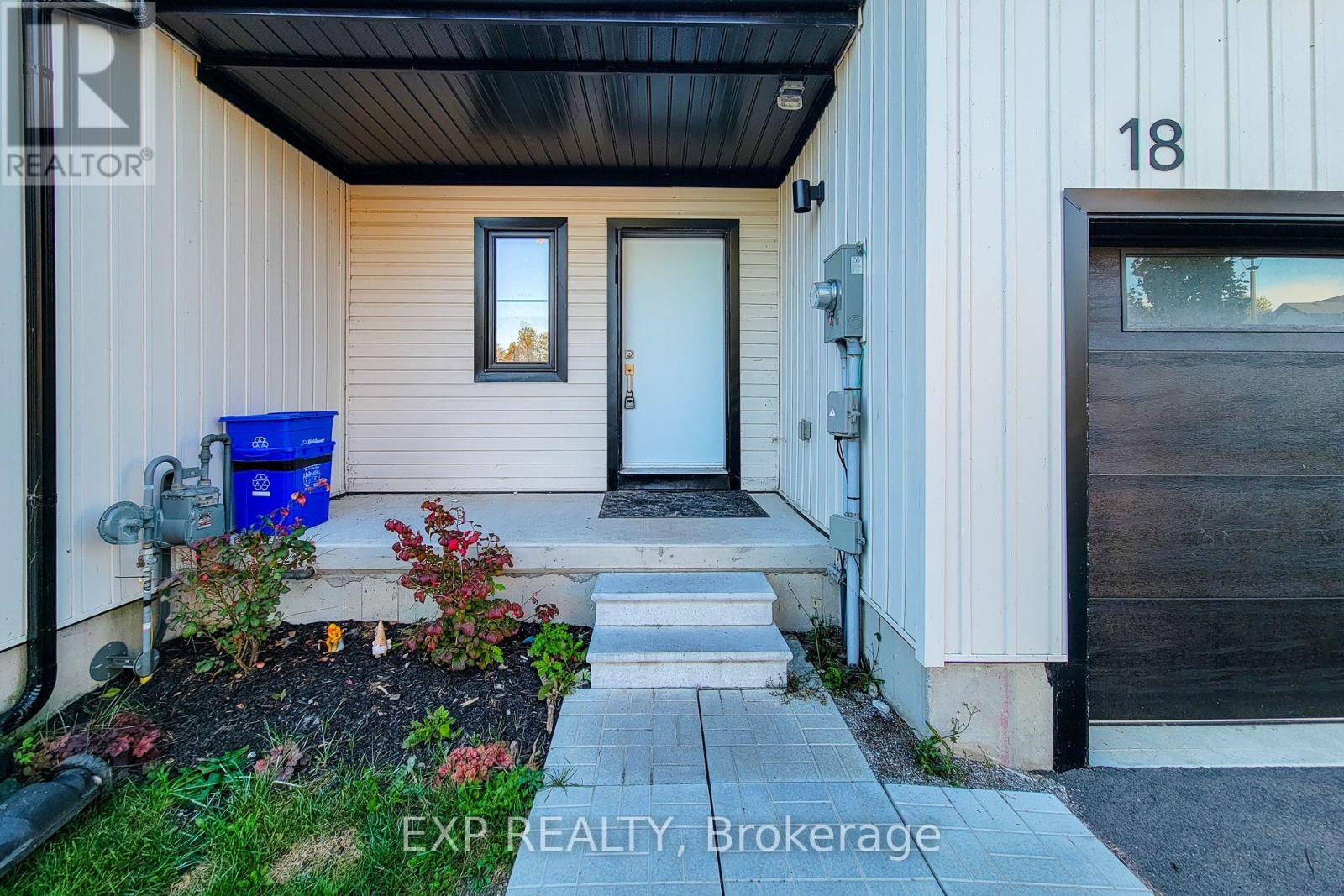 18 Trailside Drive Property Photo 3