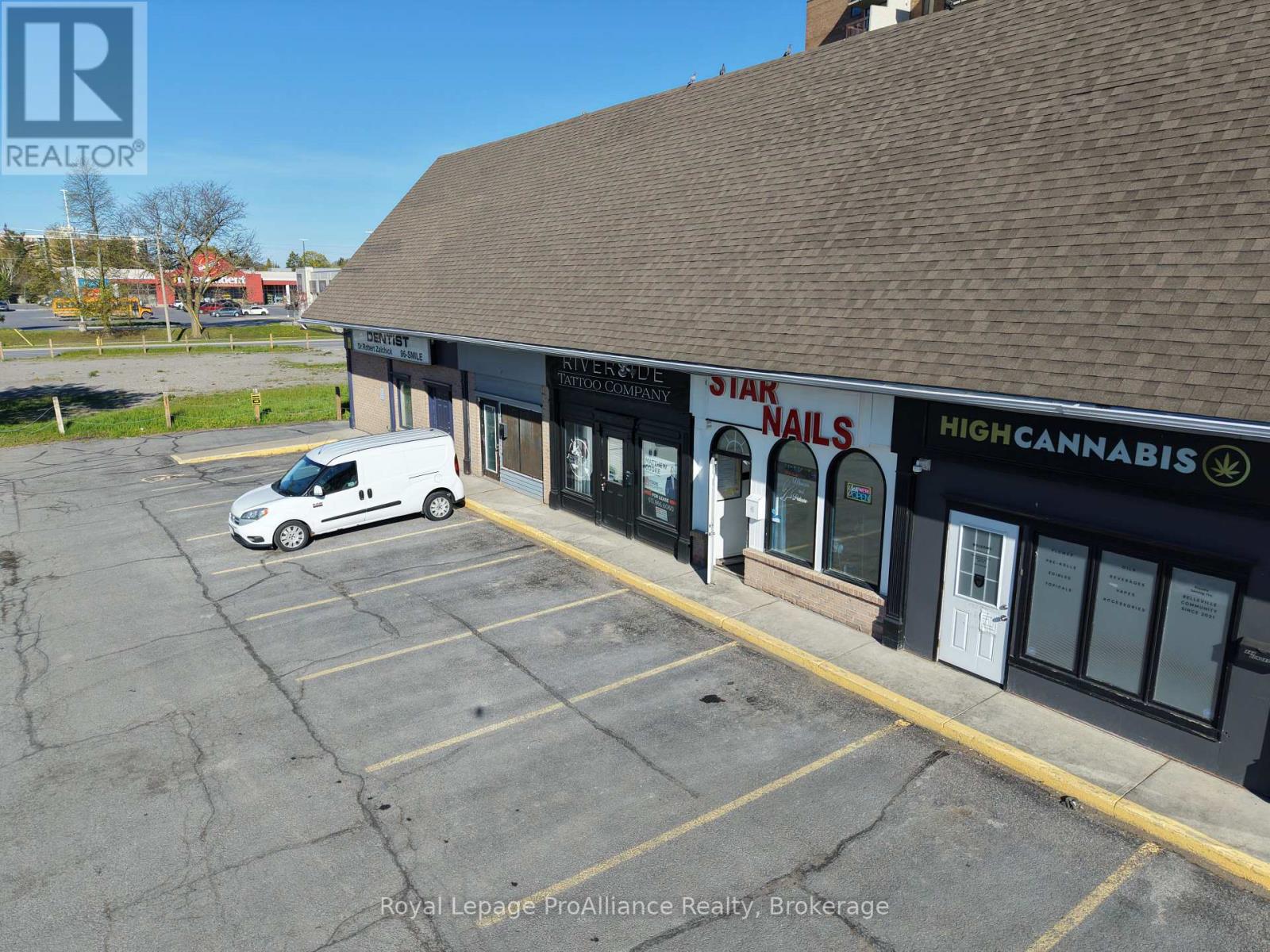 C - 444 Dundas Street E Property Photo 5