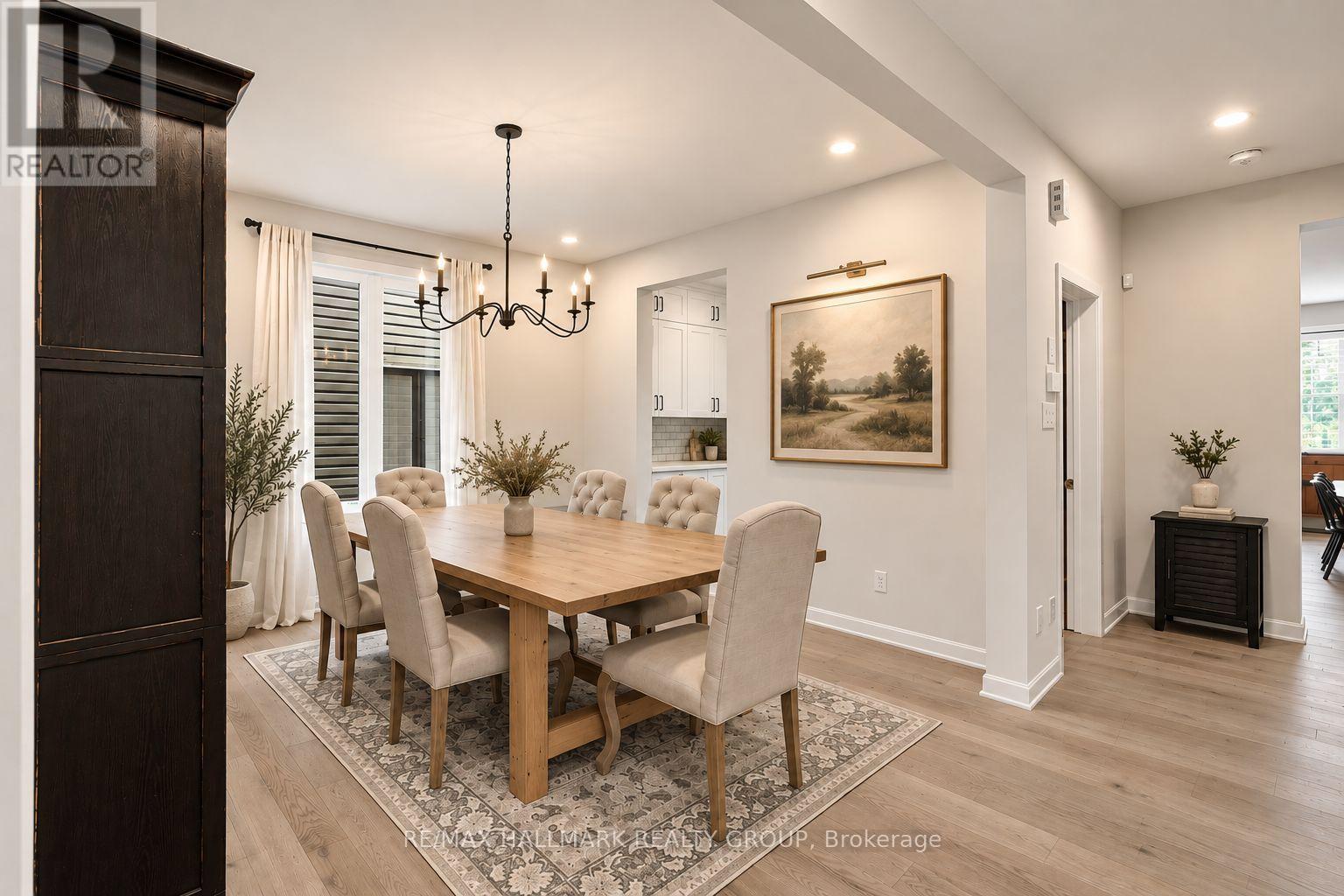 709 Coast Circle Property Photo 7