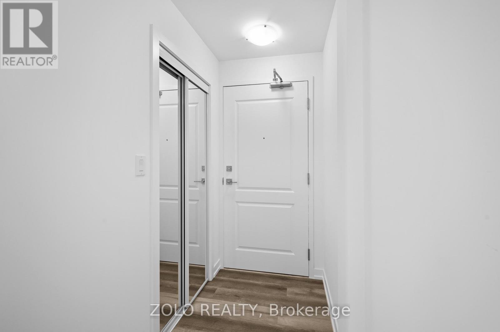 1011 - 470 Dundas Street E Property Photo 3