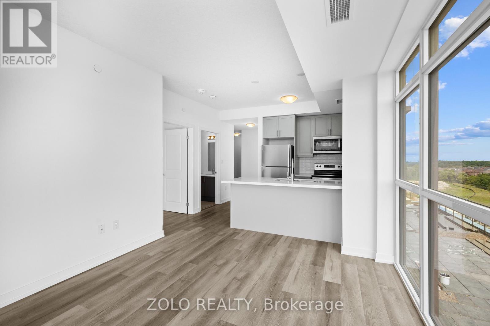 1011 - 470 Dundas Street E Property Photo 9