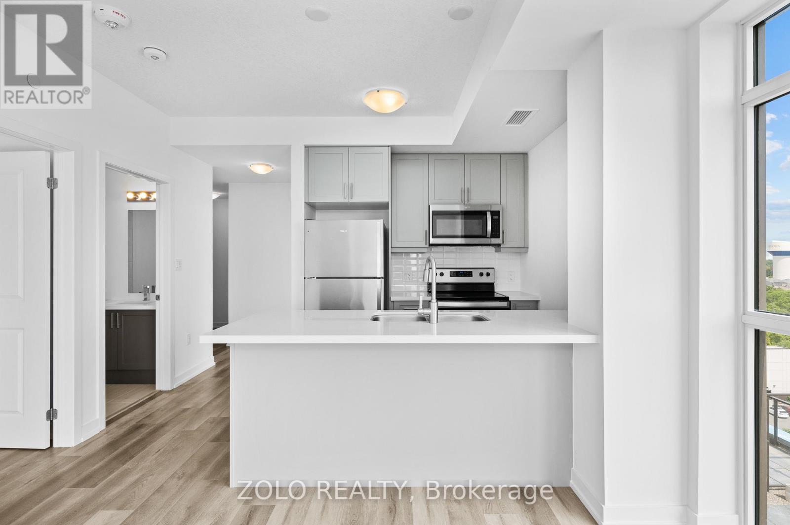 1011 - 470 Dundas Street E Property Photo 11