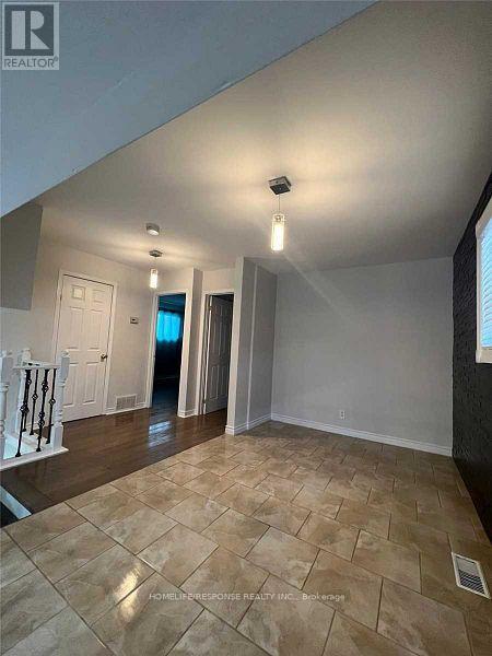 Upper - 7 Belleau Street Property Photo 17