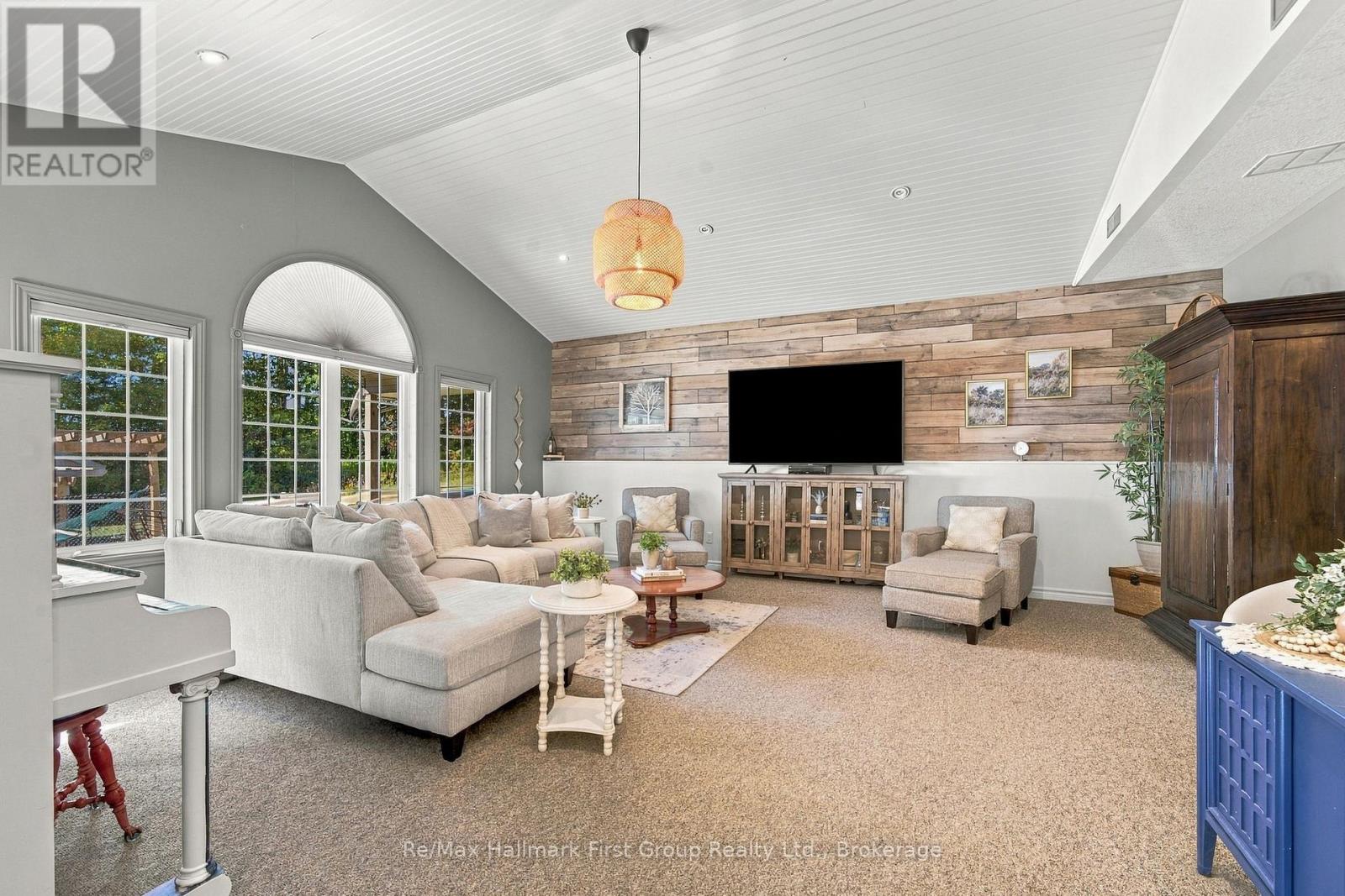 402 Fiddick Road Property Photo 17