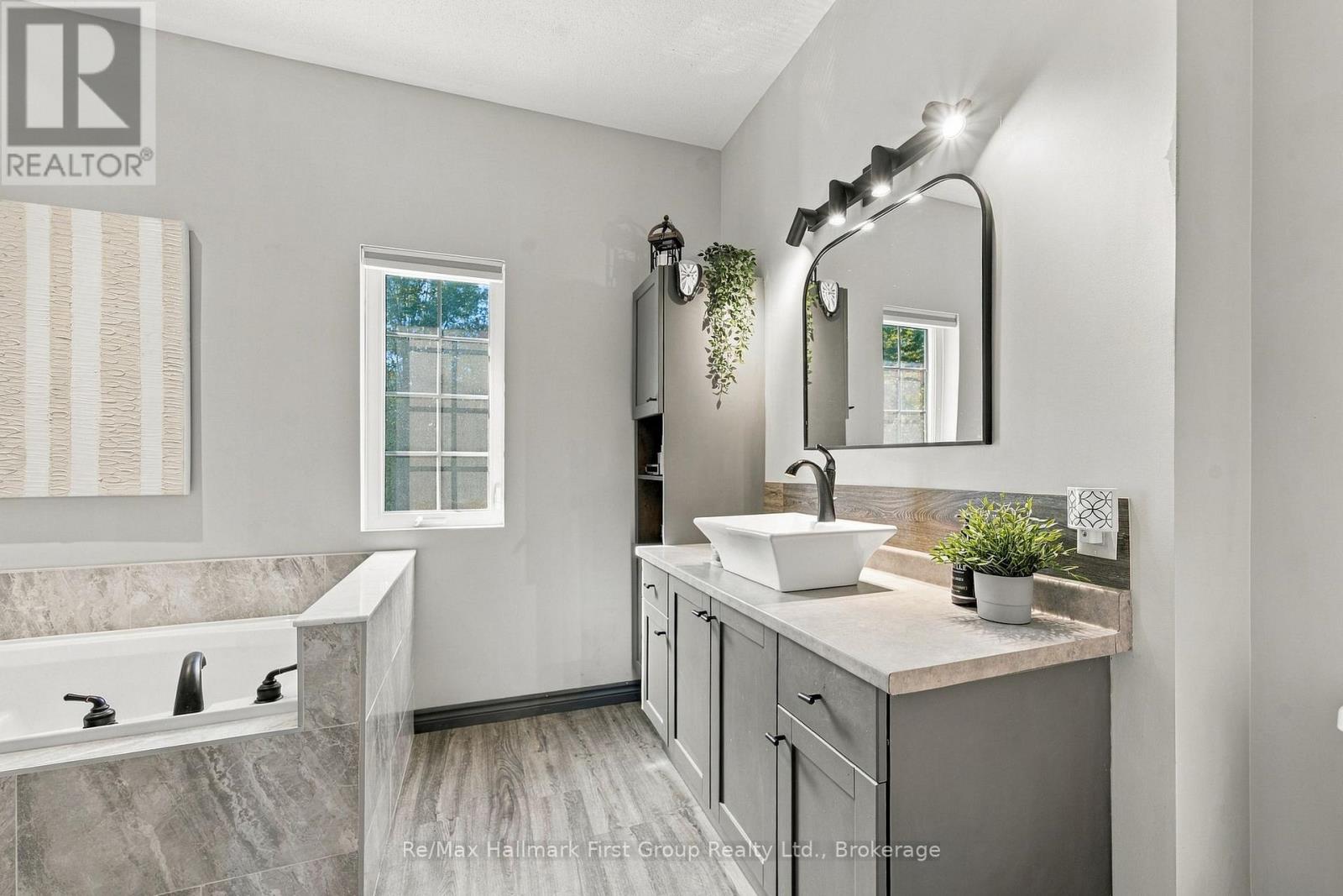 402 Fiddick Road Property Photo 23