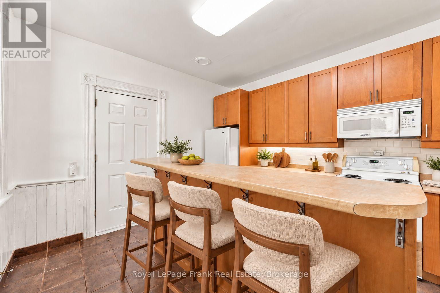 492 Hopkins Avenue Property Photo 22