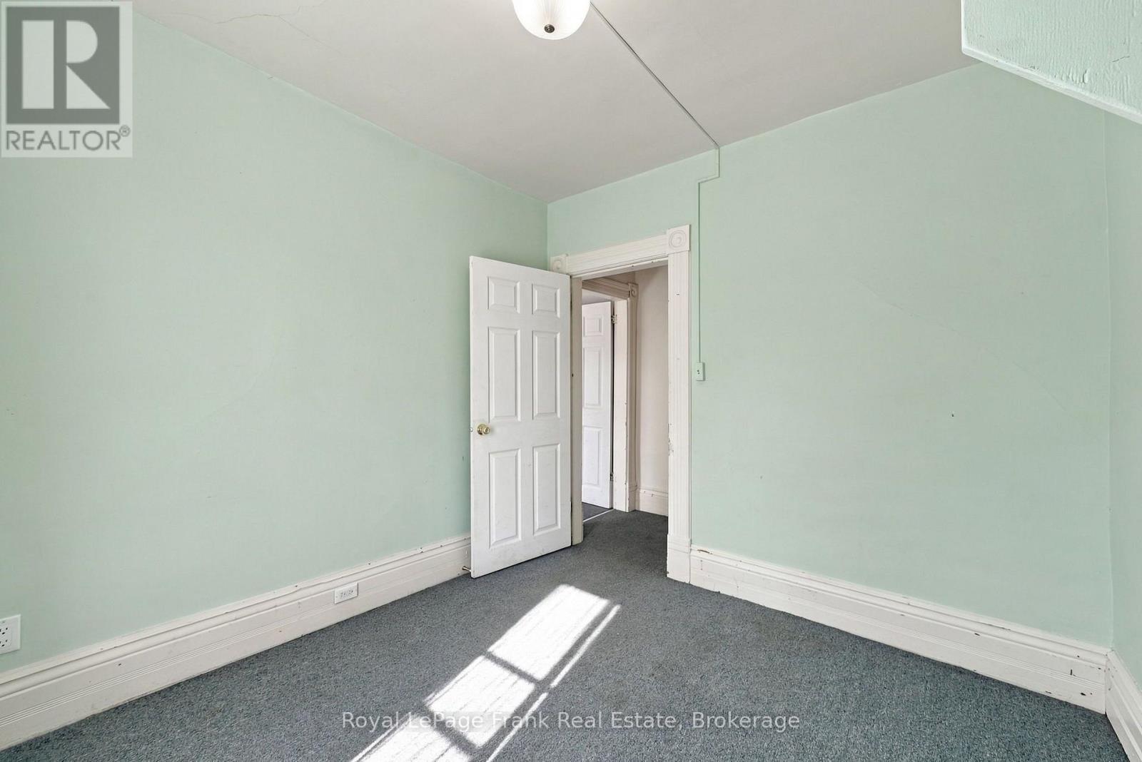 492 Hopkins Avenue Property Photo 28