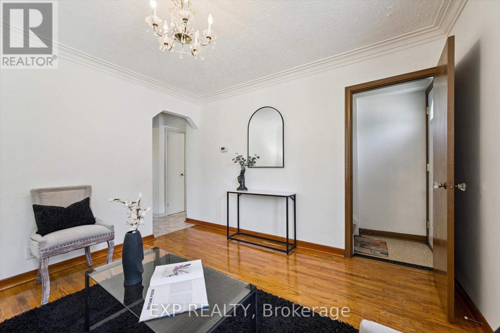 191 Grove Street Property Photo 6