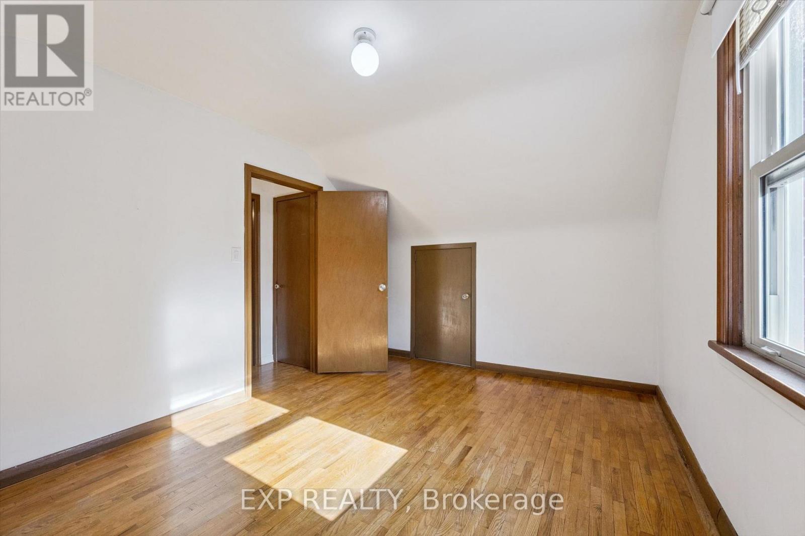191 Grove Street Property Photo 24