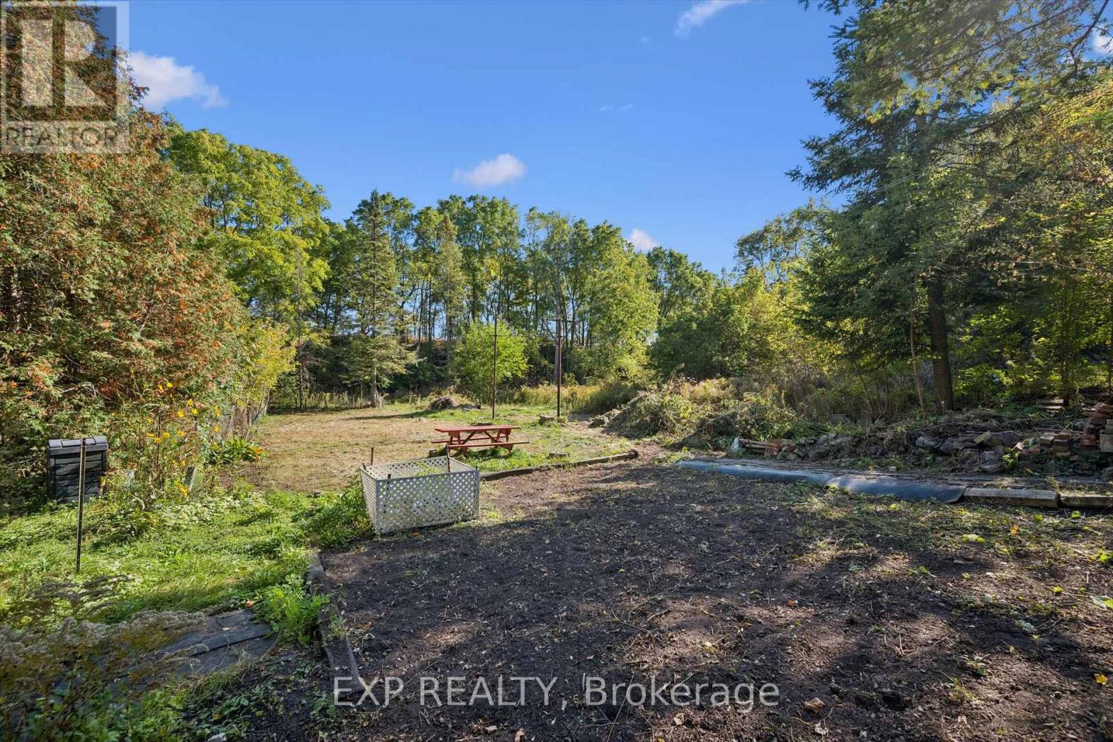 191 Grove Street Property Photo 32