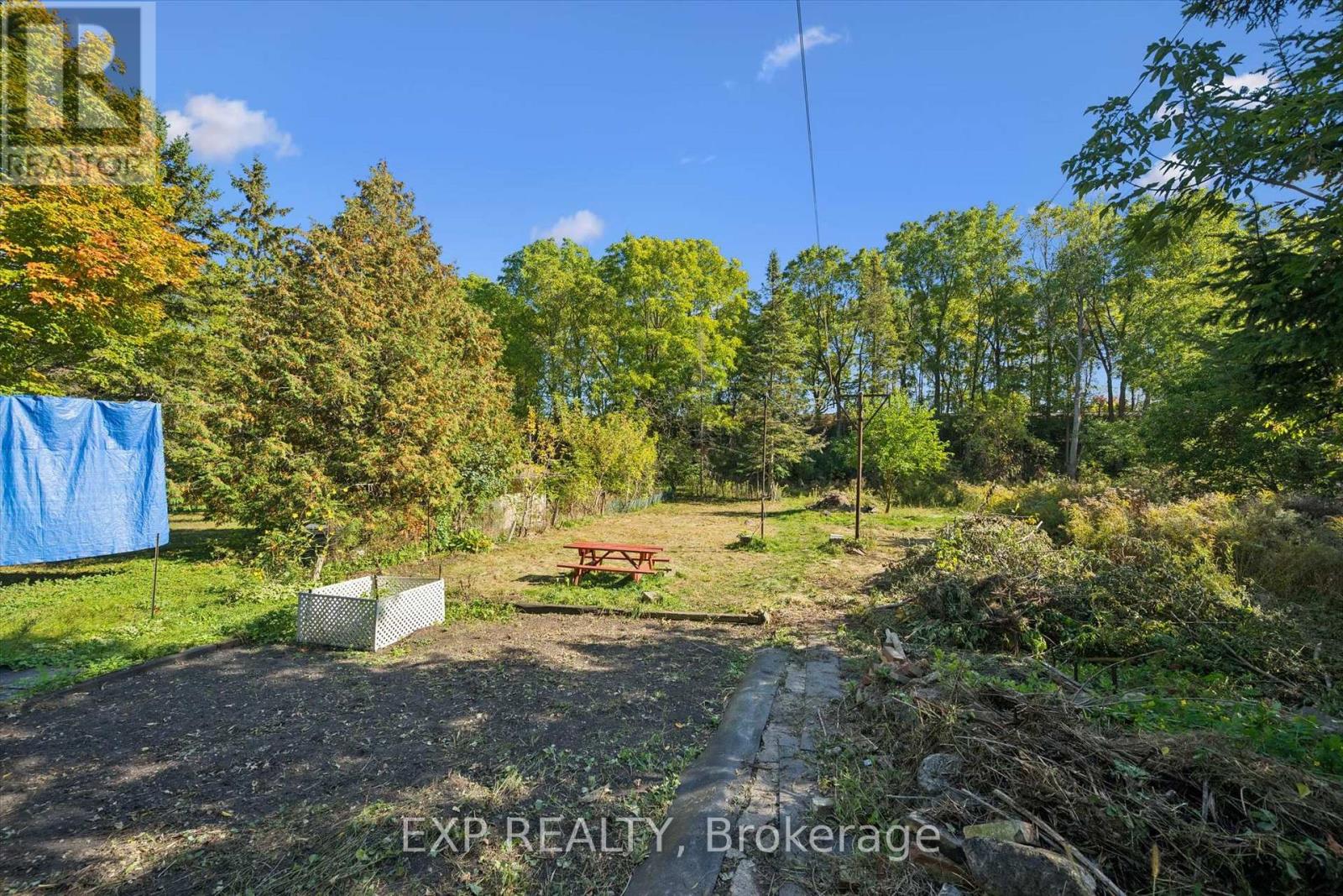 191 Grove Street Property Photo 33