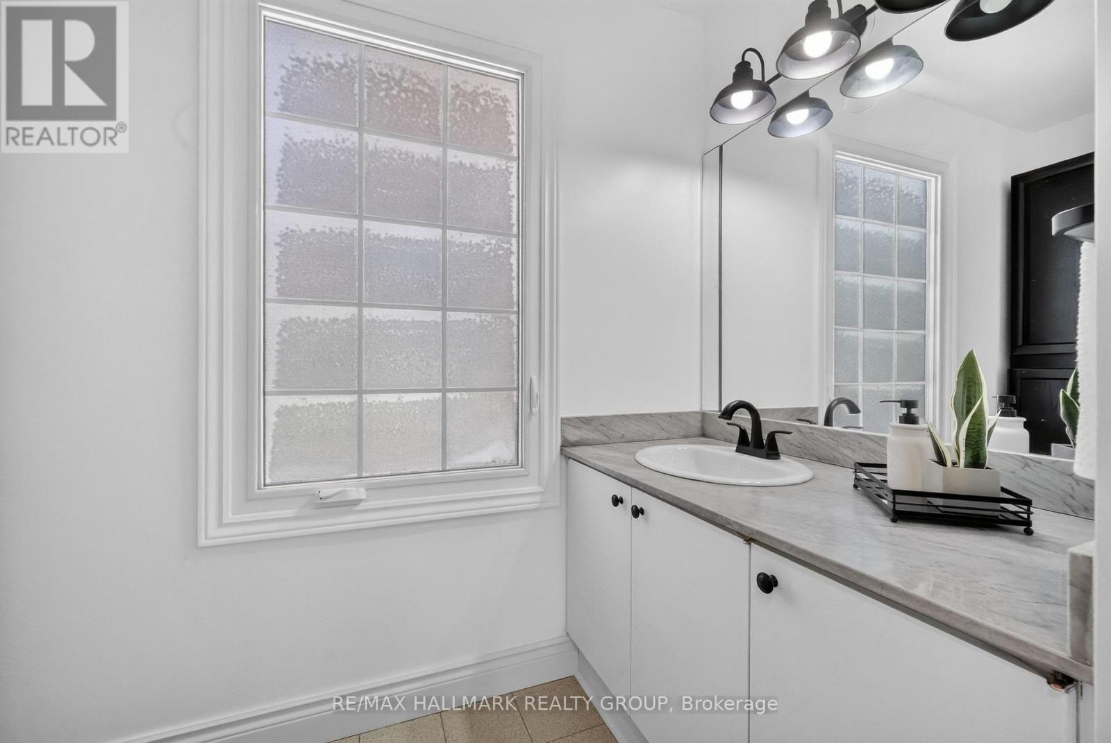 612 Clancy Street Property Photo 33