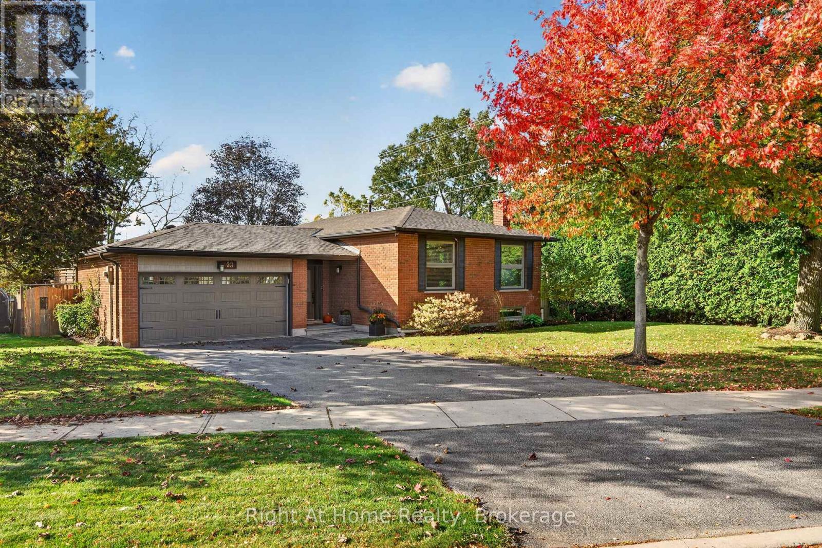 23 Laurendale Avenue Property Photo 1