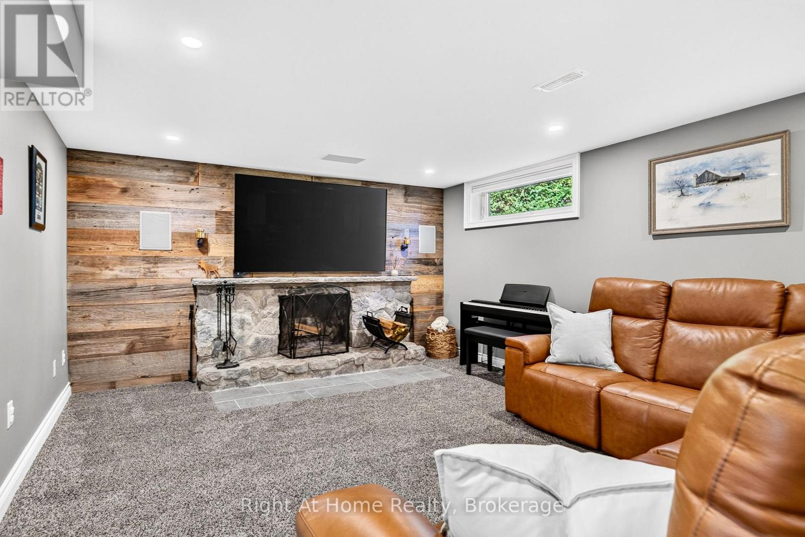 23 Laurendale Avenue Property Photo 22