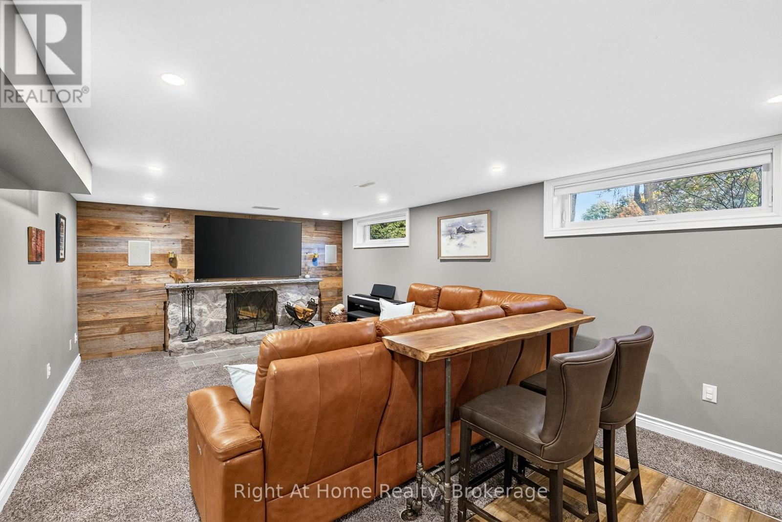 23 Laurendale Avenue Property Photo 25