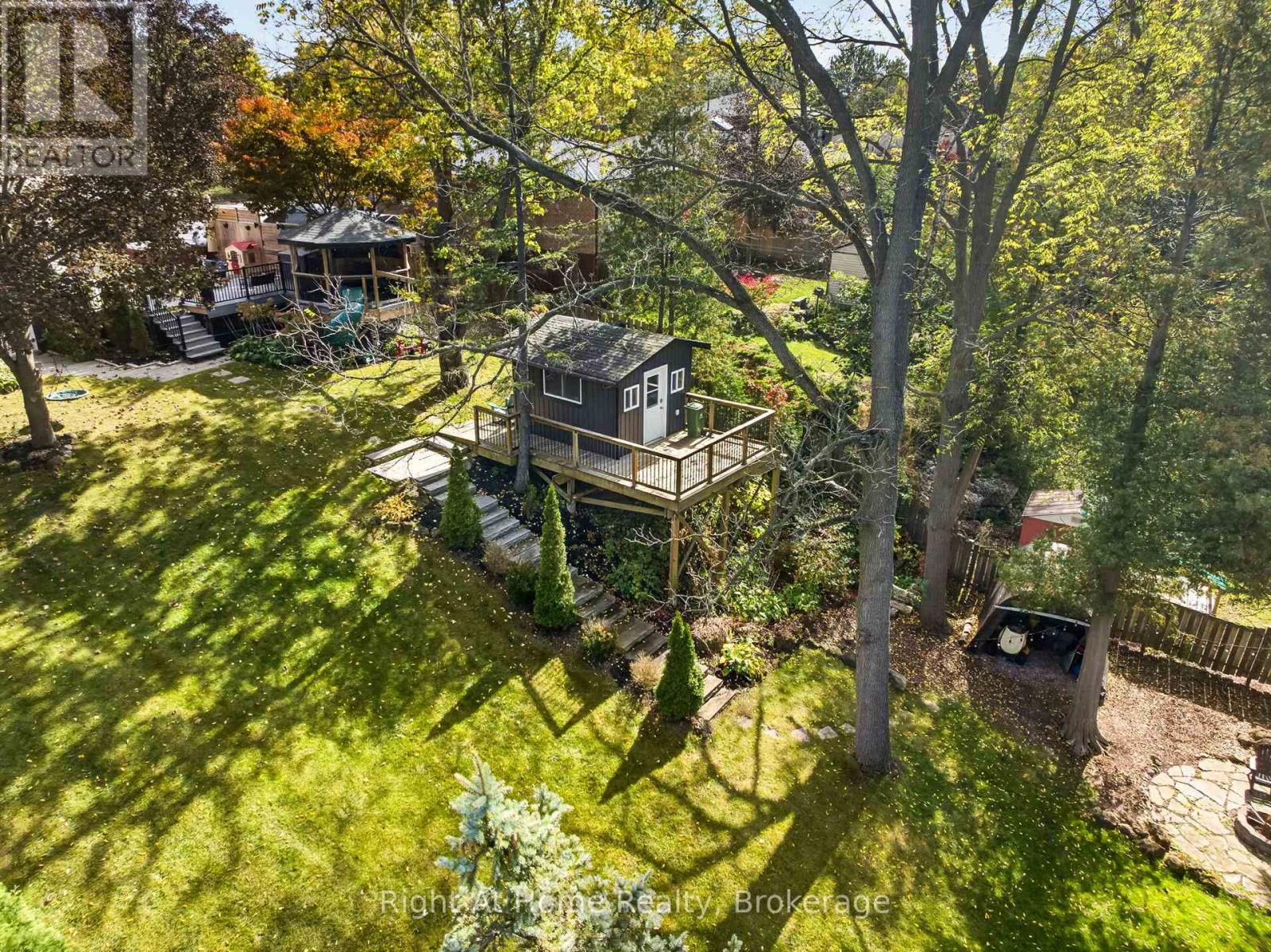 23 Laurendale Avenue Property Photo 42
