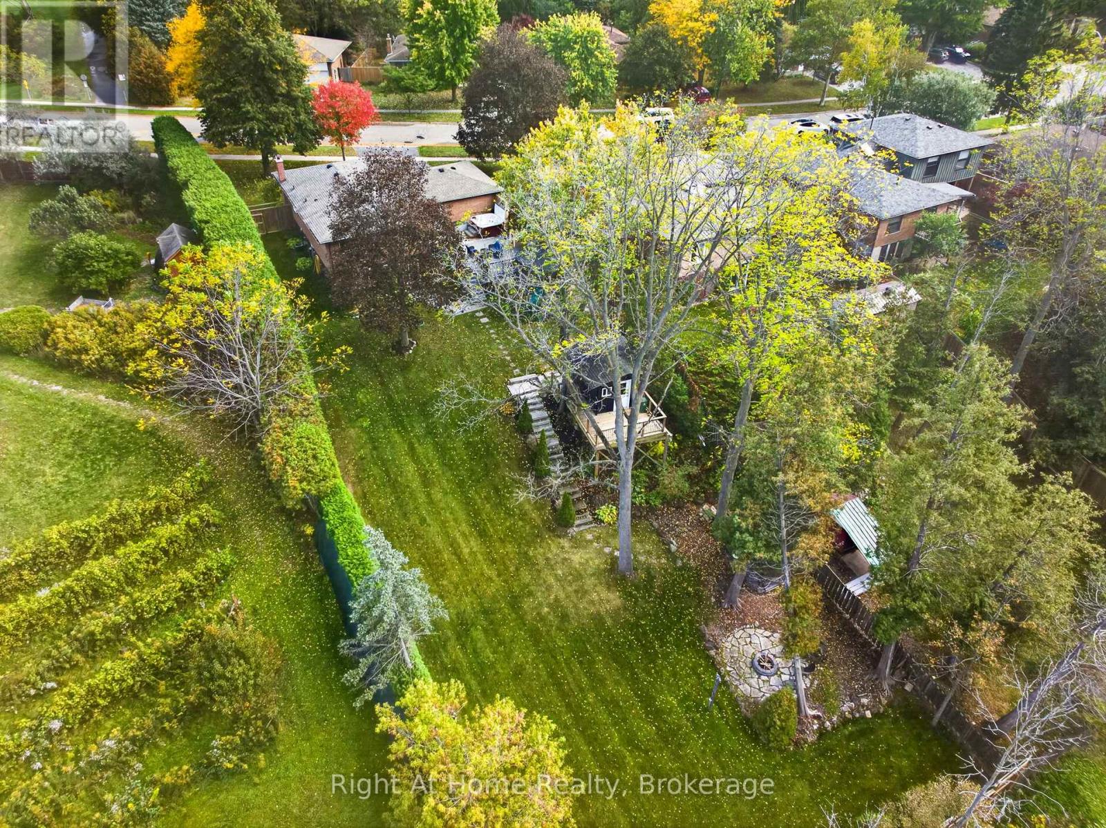 23 Laurendale Avenue Property Photo 47