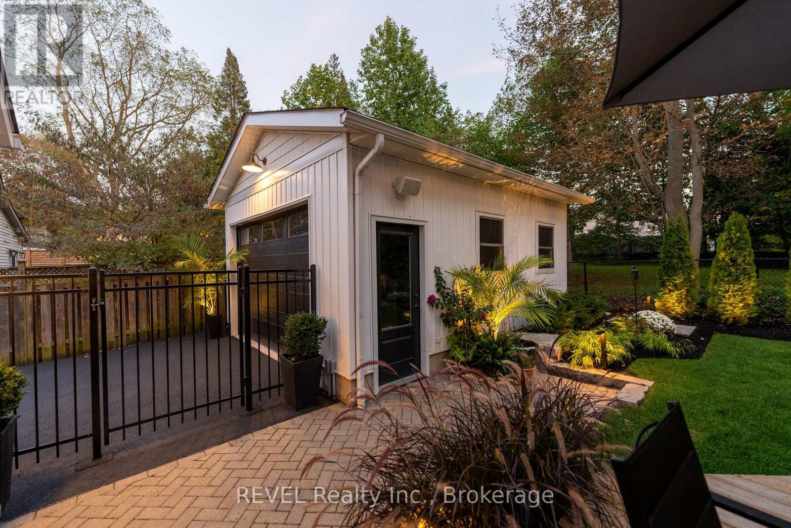 6 Elm Avenue Property Photo 40