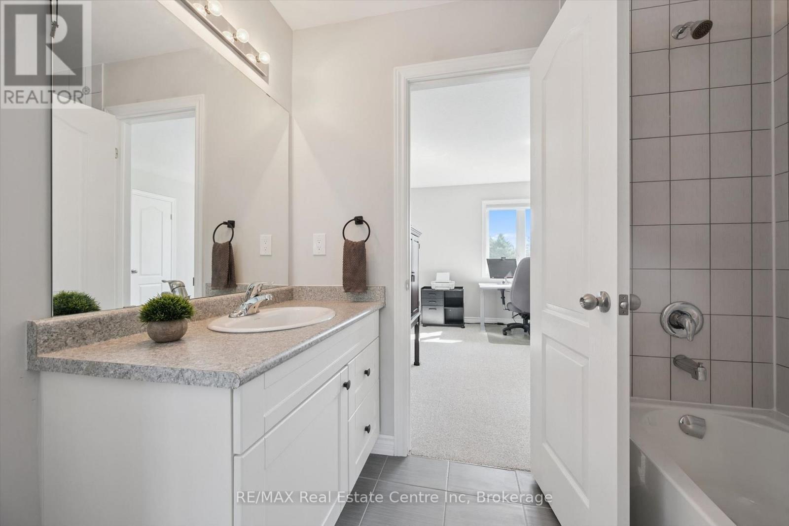 106 Ryan Street Property Photo 27
