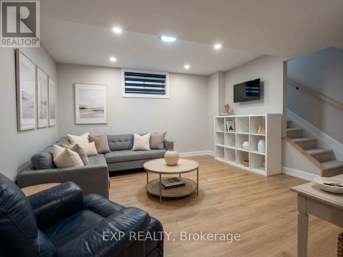 1202 Montblanc Crescent Property Photo 17