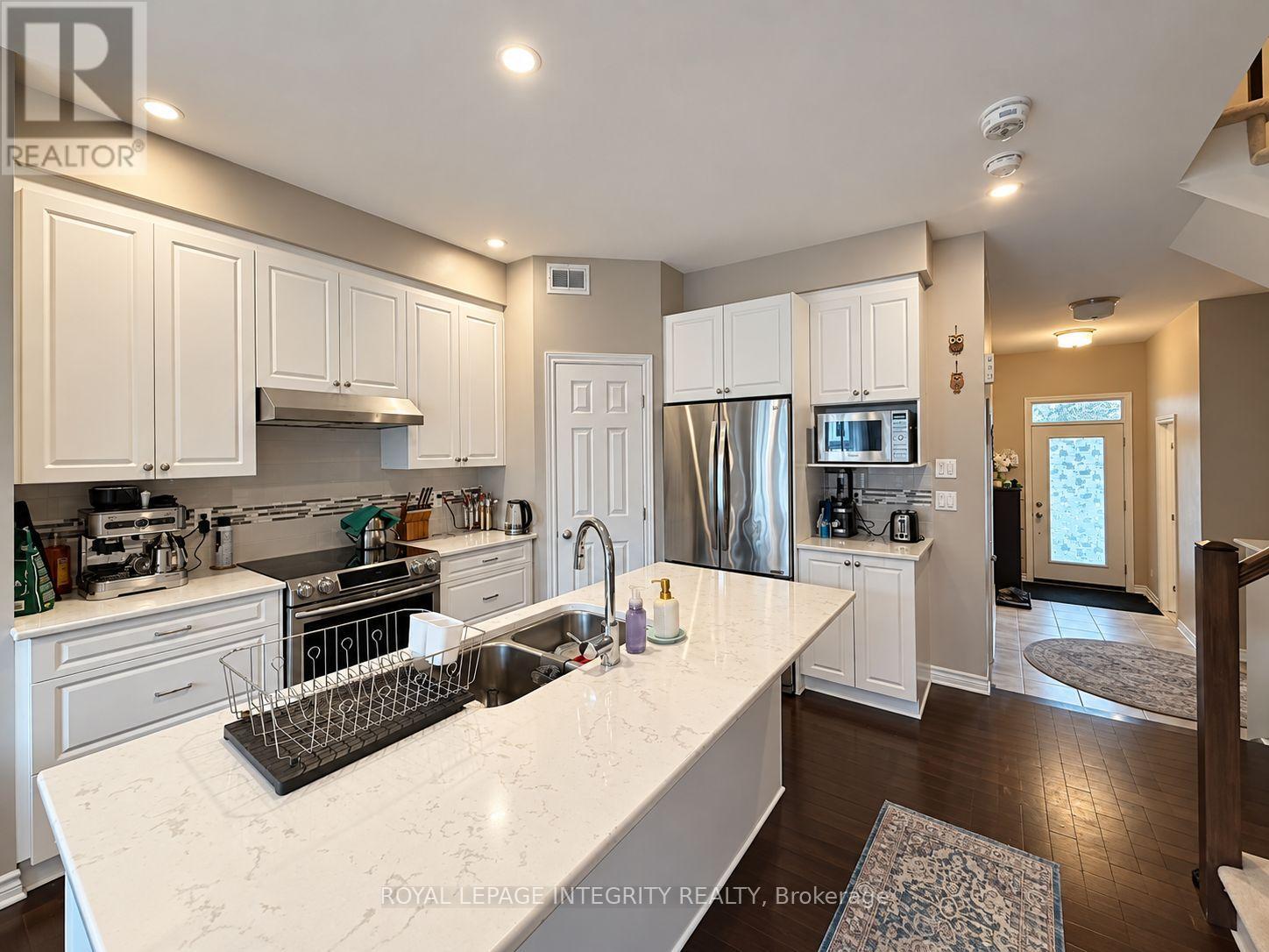 383 Warmstone Drive Property Photo 8