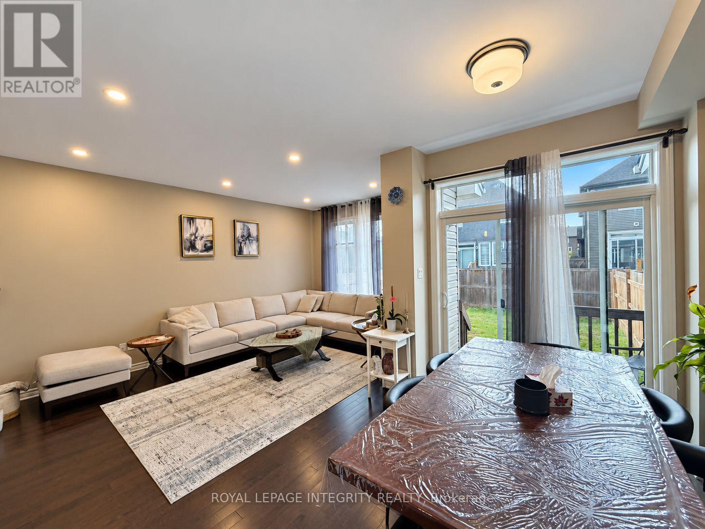 383 Warmstone Drive Property Photo 15