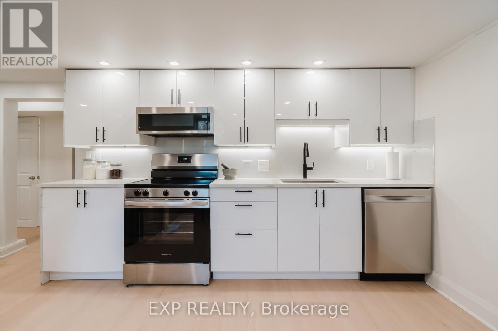 24 Newhaven Street Property Photo 14