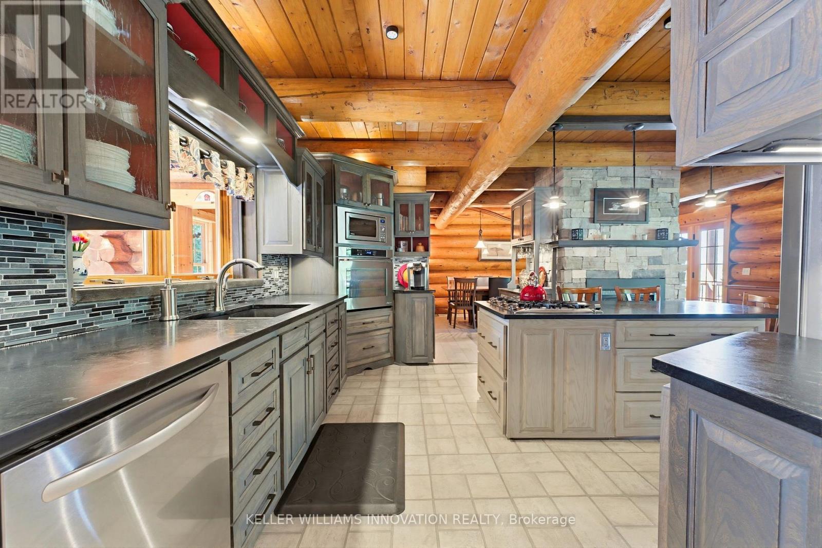 169 James Street Property Photo 13