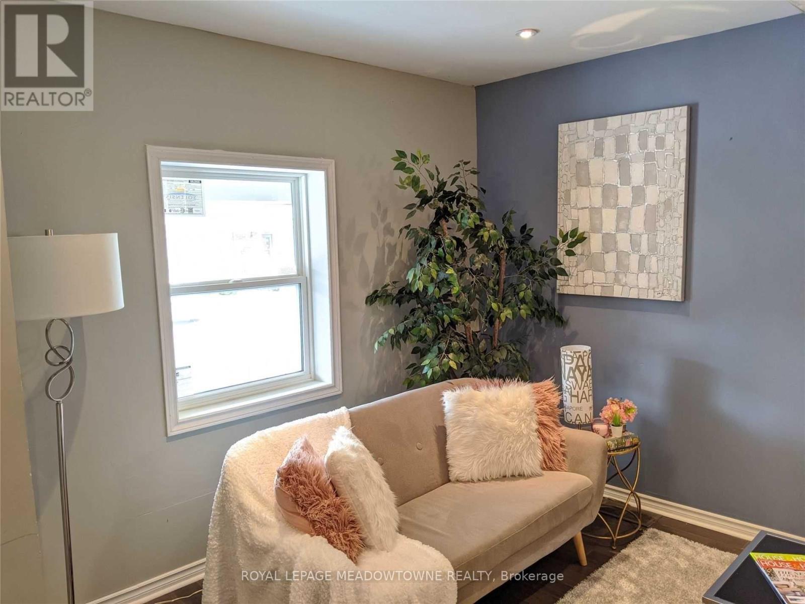 80 Chestnut Avenue Property Photo 3