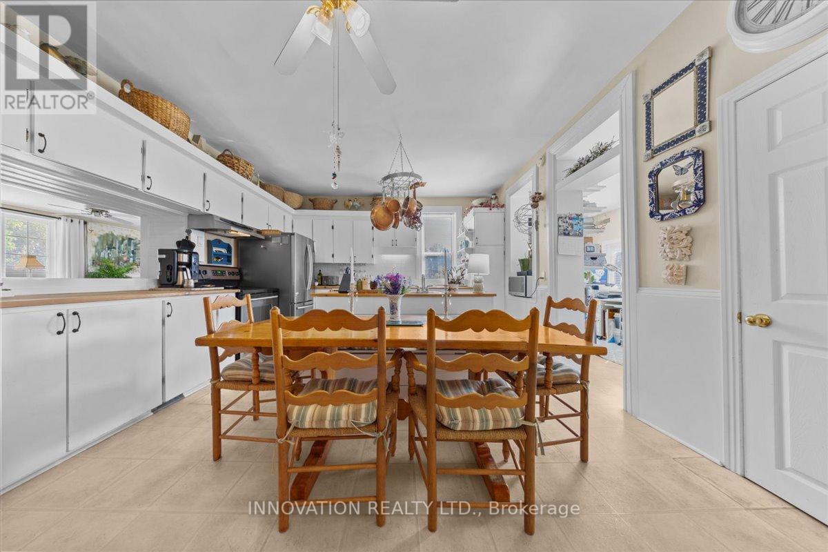 4058 Carp Road Property Photo 8