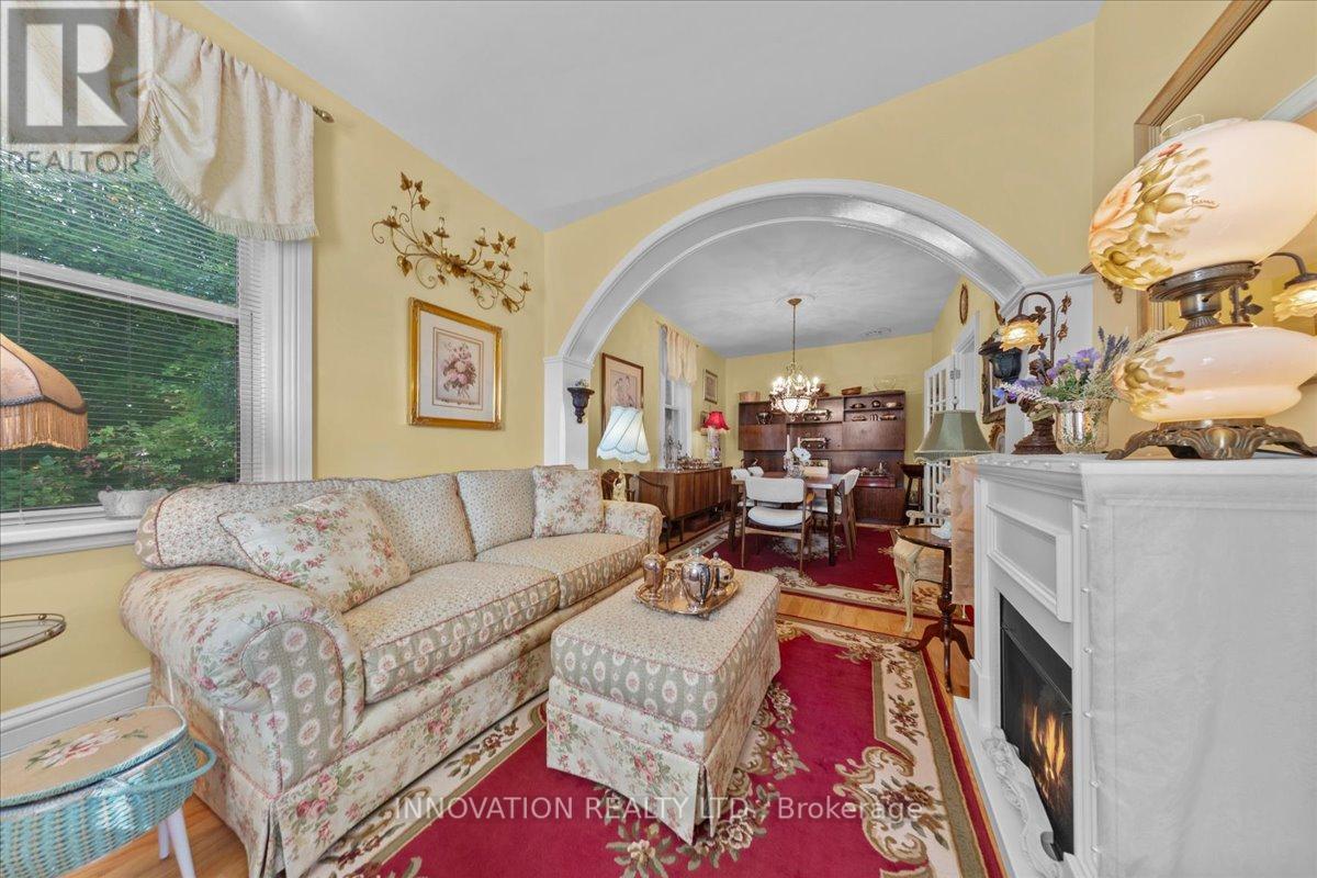 4058 Carp Road Property Photo 14