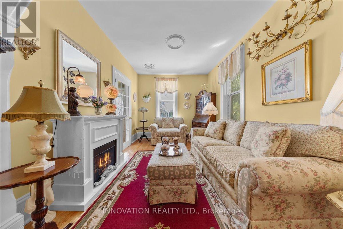 4058 Carp Road Property Photo 15