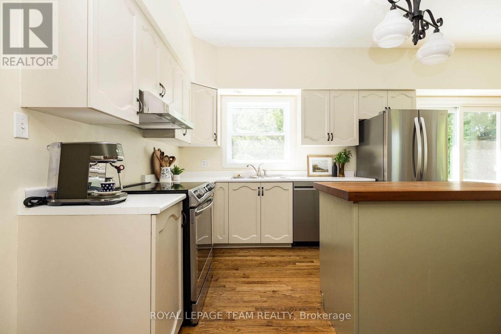 531 Craig Road Property Photo 12