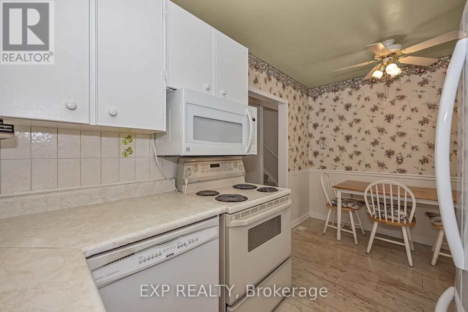 2161 Valley Drive Property Photo 9